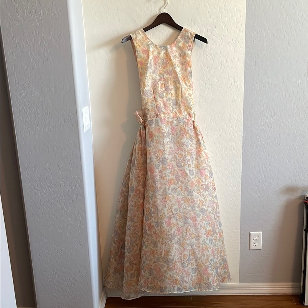 SELKIE Pinafore Dress - Picture 4 of 9